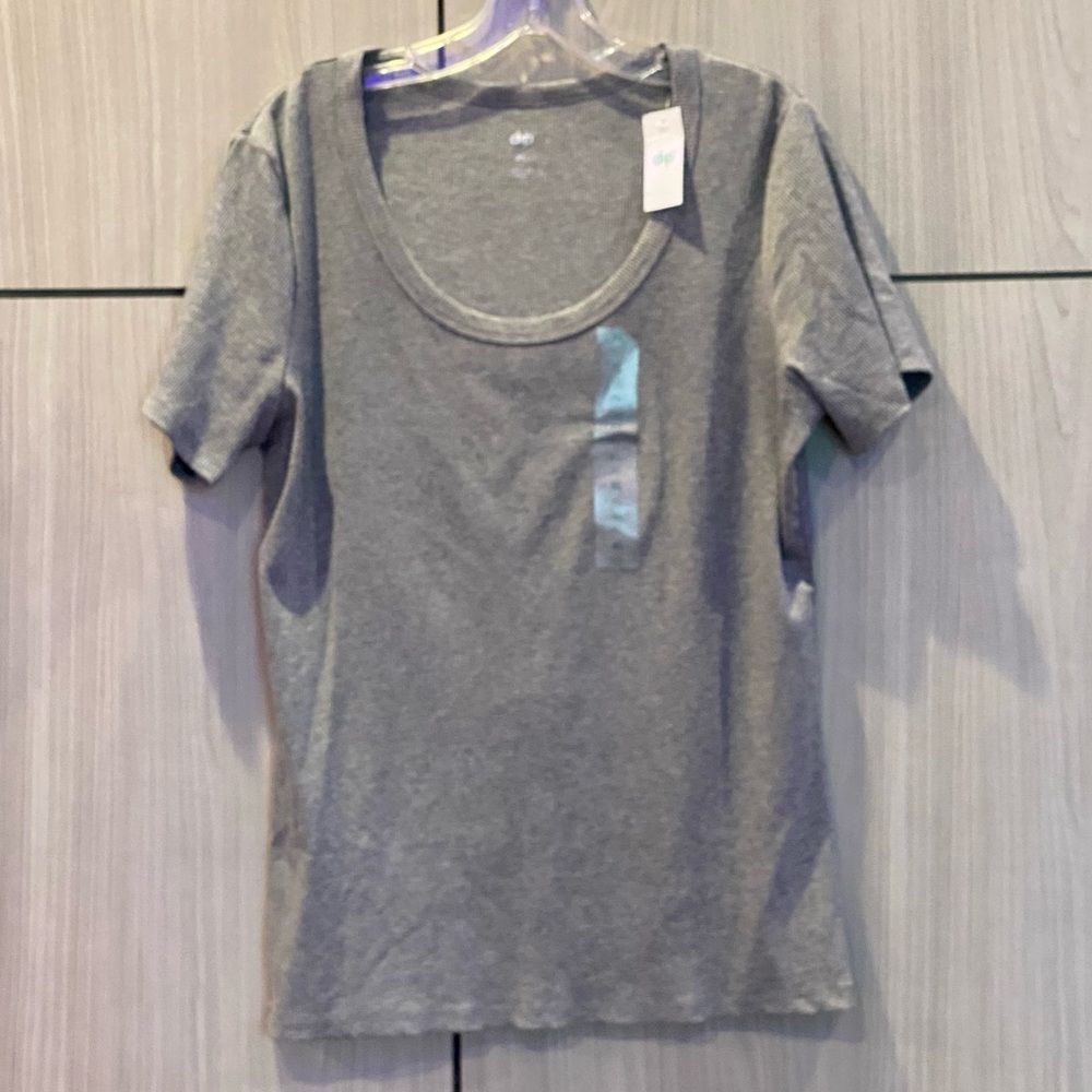 dip Brand Gray NEW Scoopneck Crewneck Ribbed Short Sleeve Tee T-shirt XL